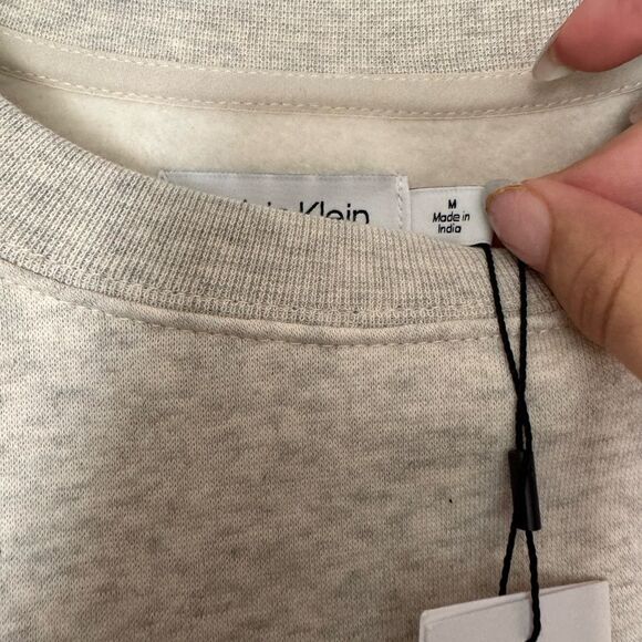 Calvin Klein sweater - Picture 3 of 5